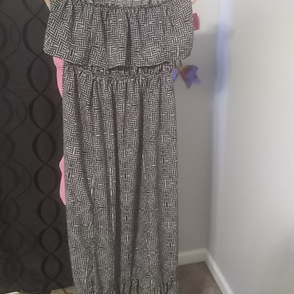 Strapless dress